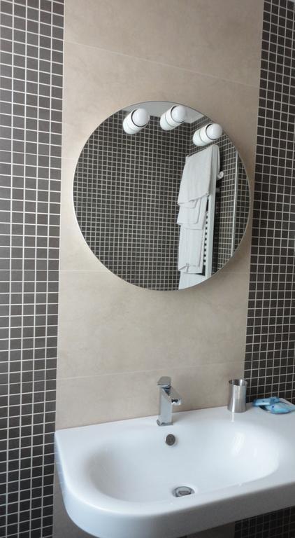 Cravero Rooms Caltignaga Bilik gambar